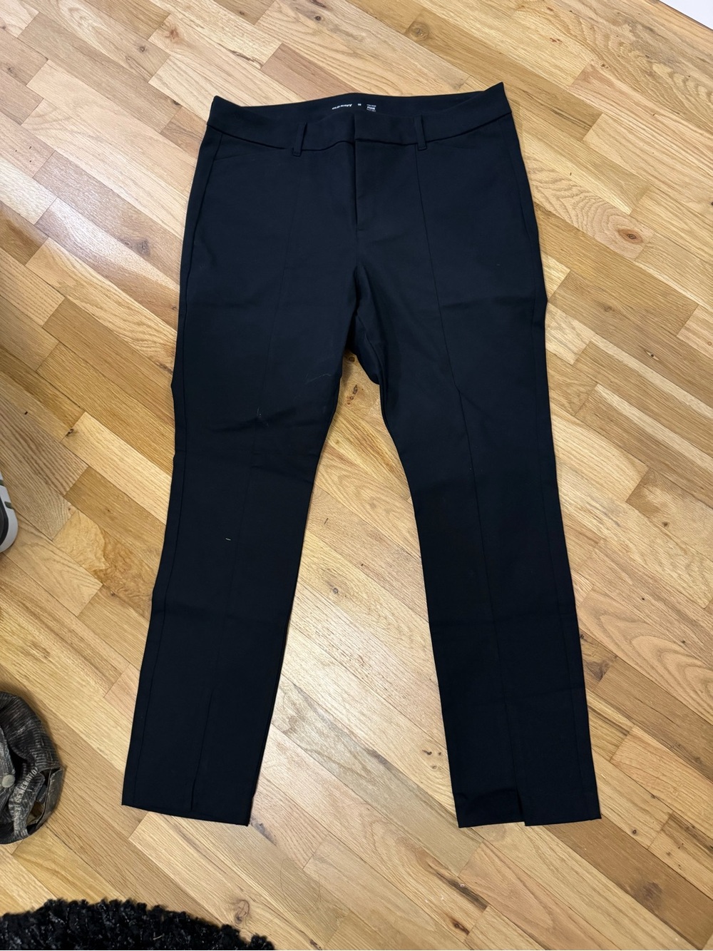 Old navy pixie split hem pants - Picture 3 of 6